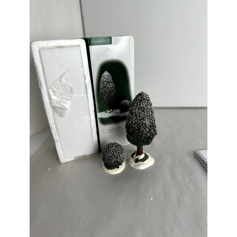 Dept. 56 Christmas Heritage Village Accessory Holly Tree & Bush #52901.